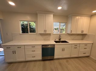 15965 Blossom Hill Rd, Los Gatos, CA 95032