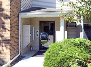 6010 Creston Ave UNIT 20, Des Moines, IA 50321