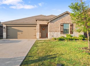 151 Seabiscuit Dr, Caddo Mills, TX 75135
