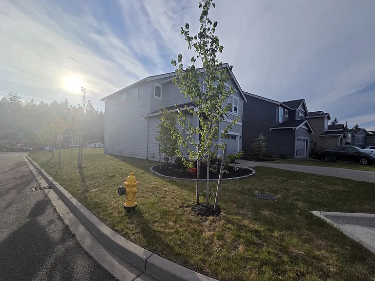 1561 SW Fielder Pl — Photo 11