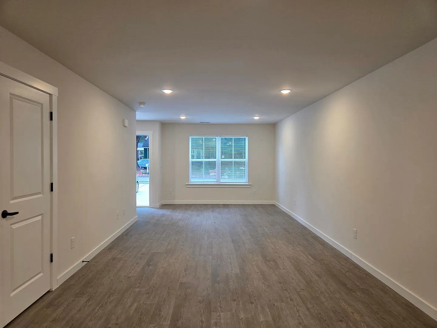 3 bedroom duplex — Photo 2