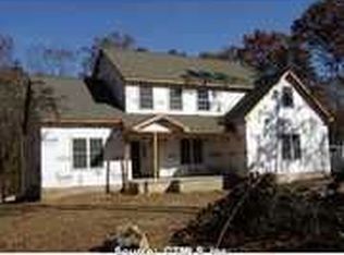 47 Cousins Rd, Colchester, CT 06415