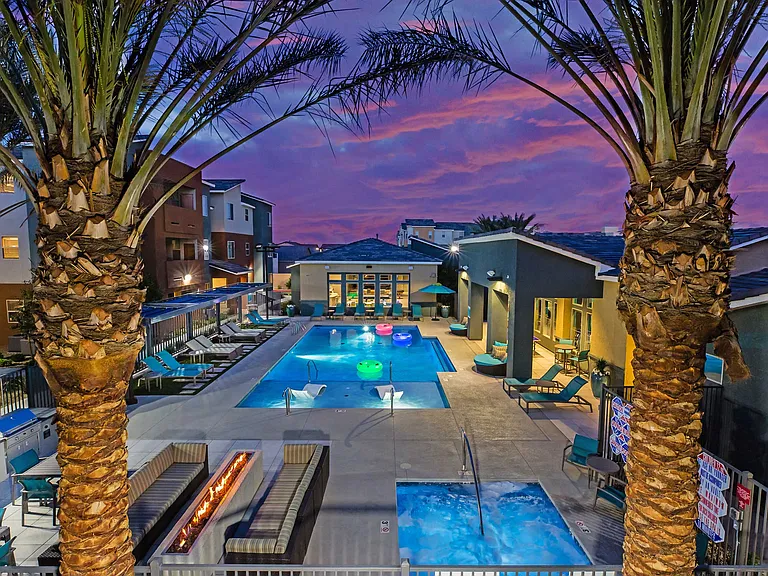 SOLANA APARTMENT HOMES — Photo 13