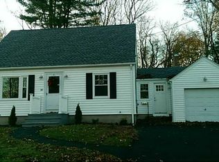 38 Indian Rd, Riverside, RI 02915