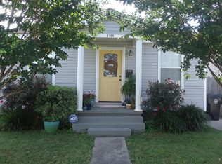 5768 Warrington Dr, New Orleans, LA 70122