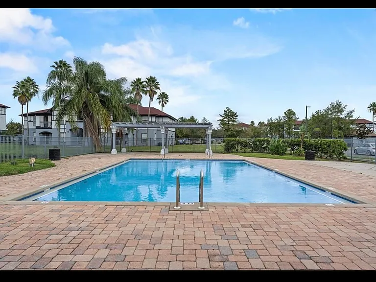 5513 Pga Blvd — Photo 39