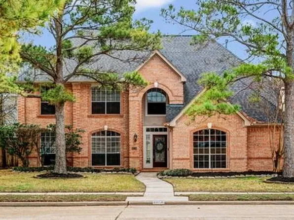 20731 Maple Village Dr, Cypress, TX 77433