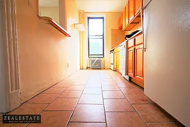 Rented by ZealEstate Group Inc