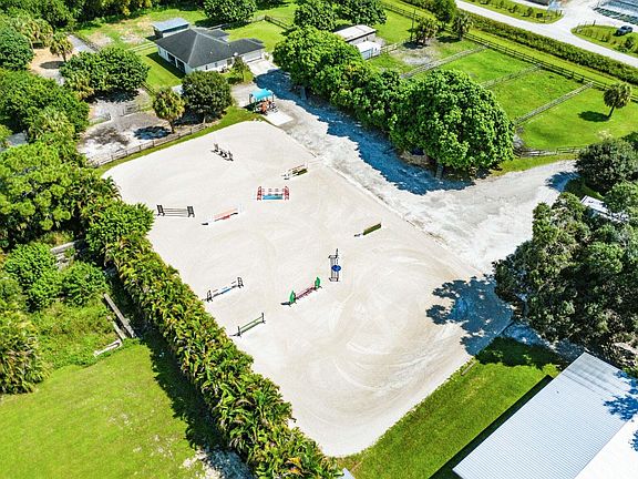 3rd image of 3479 D Rd