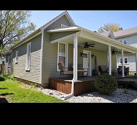 3rd image of 410 E Cherry St
