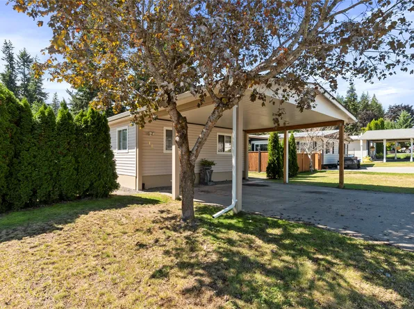 1361 30th St SE Unit 16, Salmon Arm, BC V1E 2N4
