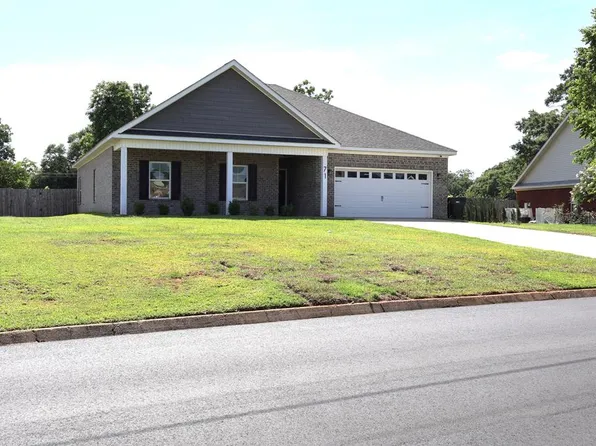 71 June Dr, Midland City, AL 36350