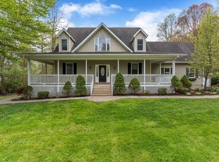 7 Foxwood Ter, Patterson, NY 12563