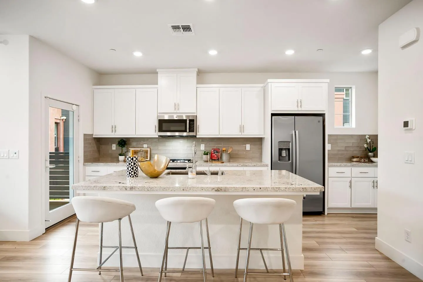 5720 Greige Cir, Unit G Dublin — Photo 2
