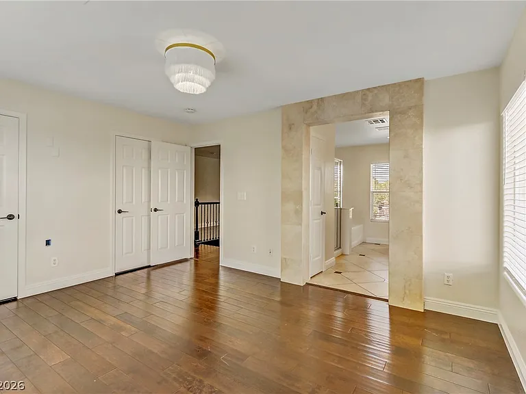 11223 Tribiani Ave — Photo 36