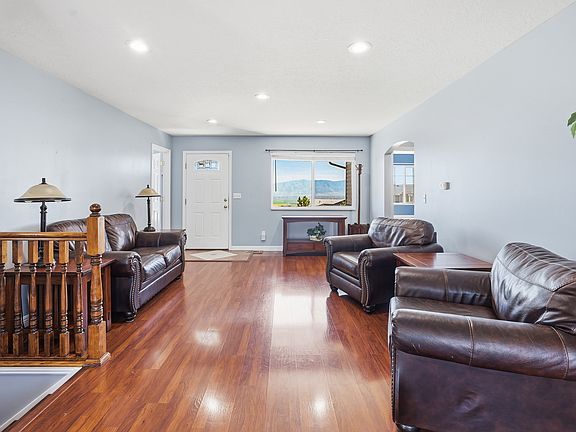 3rd image of 12740 W Kimberly Cir