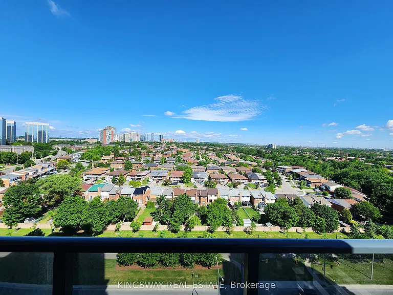 202 Burnhamthorpe Rd E #1207W — Photo 20