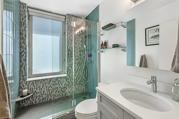 Sold by Compass | media 10