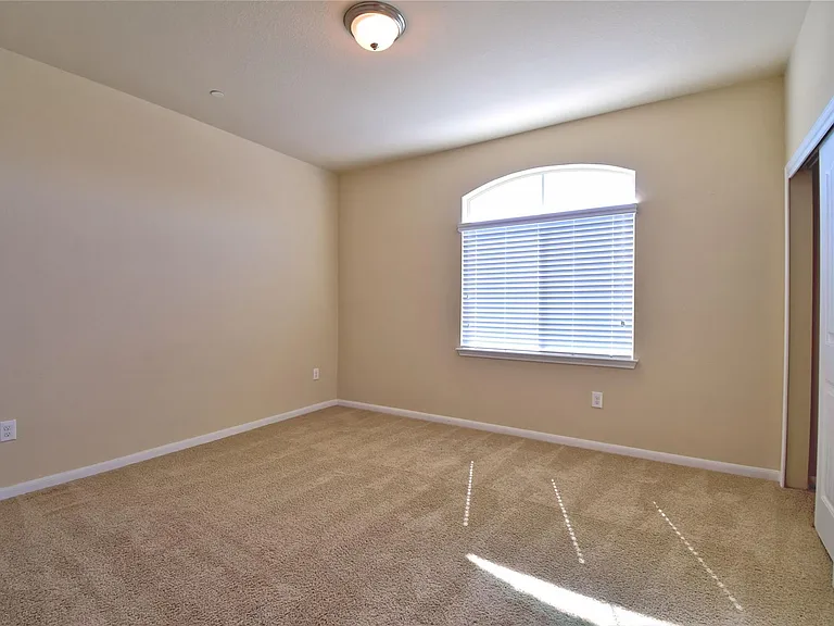 2880 Donnell Dr #1701 — Photo 22