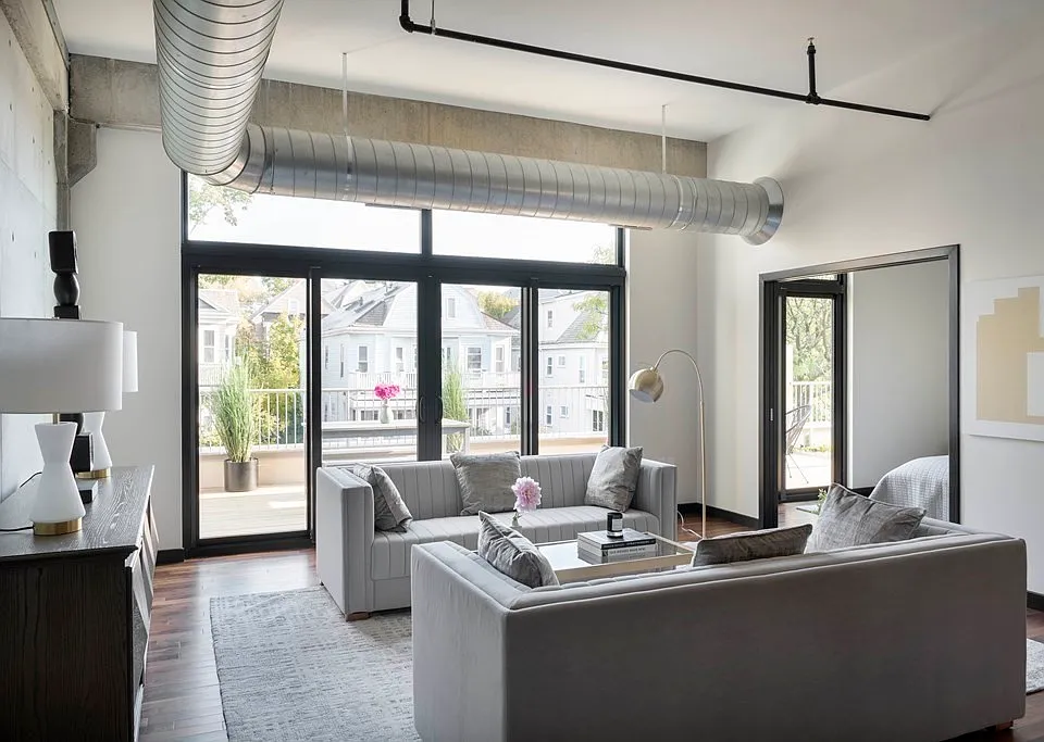 1060 Broadway #102