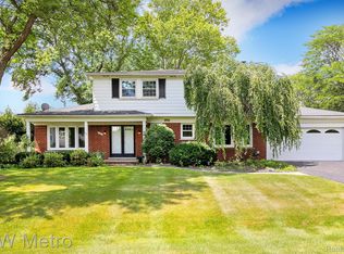 2622 Brady Dr, Bloomfield Hills, MI 48304