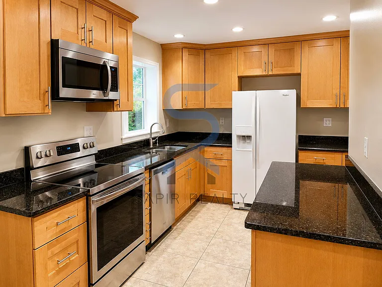 1171 Arborvista Dr NE — Photo 11