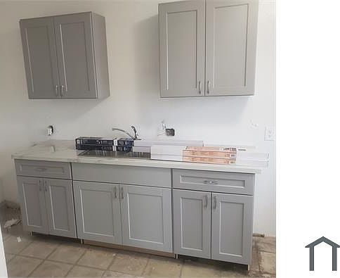 2nd image of 232 E Lanzit Ave
