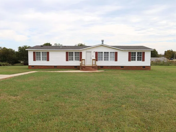 526 Ellis Ferry Rd, Gaffney, SC 29341