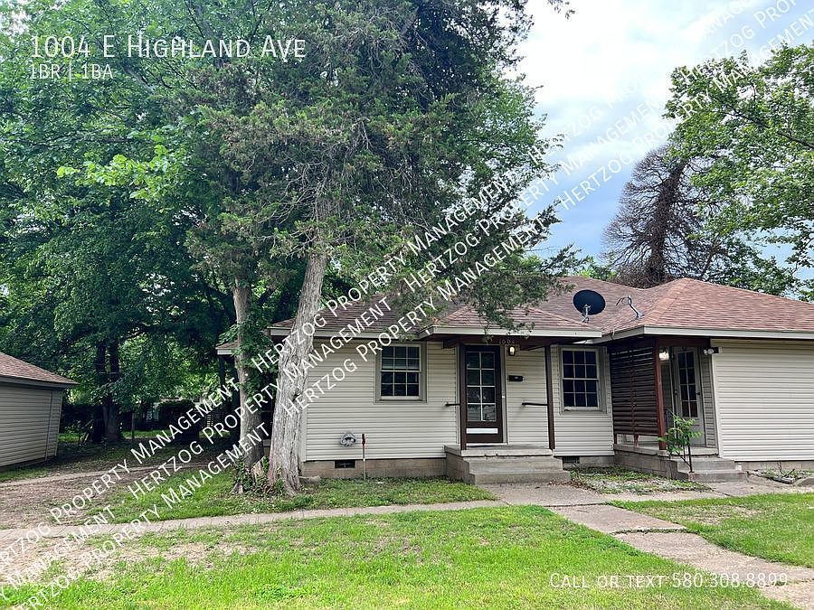 1st image of 1004 E Highland Ave