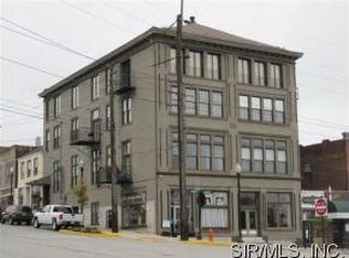 9 E Broadway STE 102, Alton, IL 62002