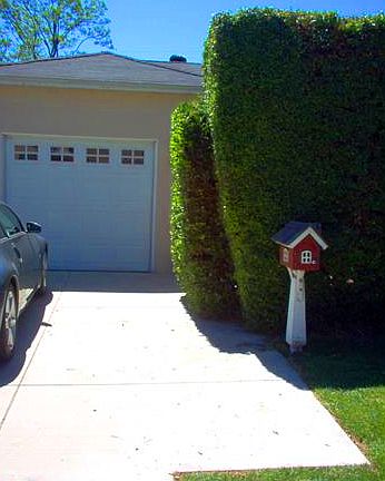 4th image of 6337 Satsuma Ave