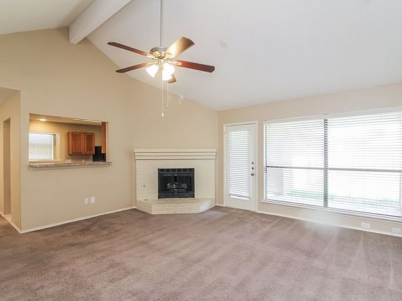 2nd image of 625 Quail Hollow Dr