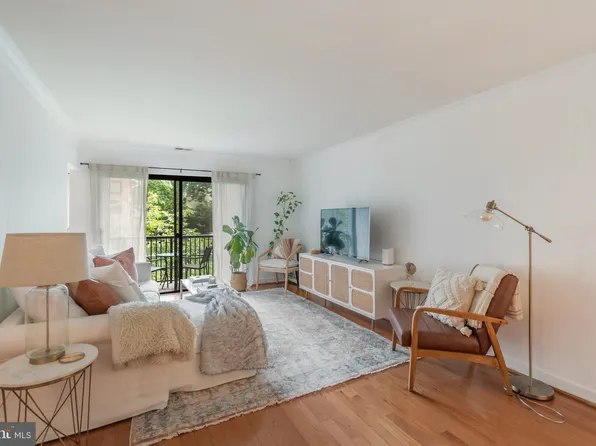 1233 Gemini Dr APT G, Annapolis, MD 21403