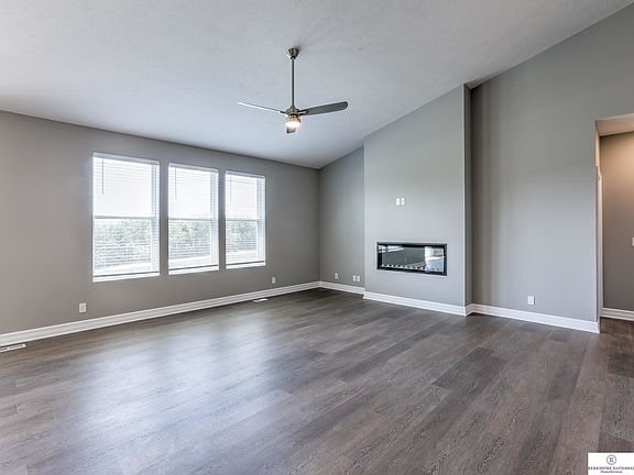 3rd image of 20807 Jeannie Ln