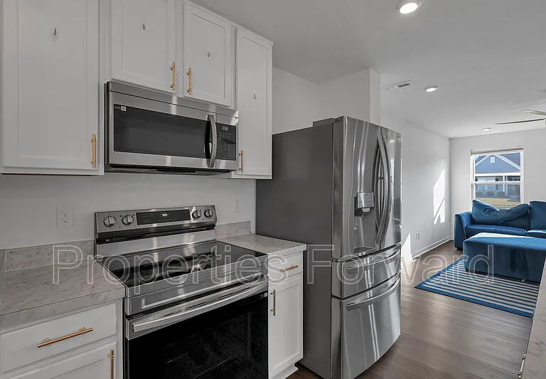 21 Thurber Rd — Photo 15