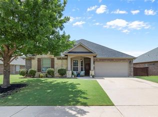 848 Valley Ridge Rd, Burleson, TX 76028