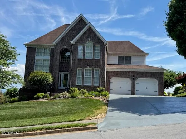 3401 Stoneridge Dr, Johnson City, TN 37604