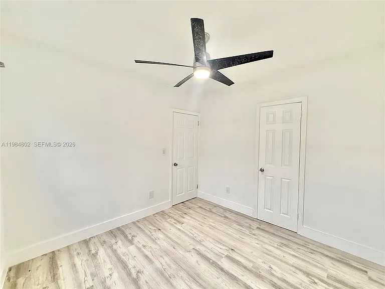 1942 NE 172nd St #1942 — Photo 9
