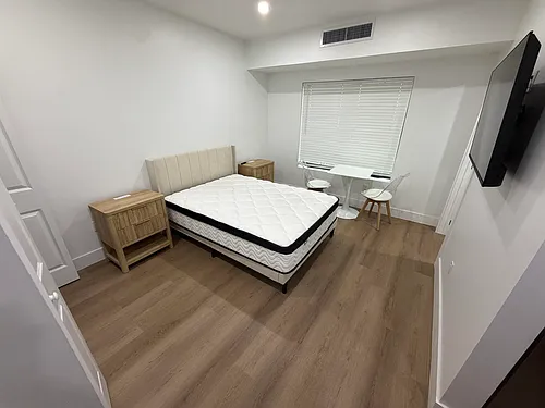 1619 Jefferson Ave #106 Photo 1