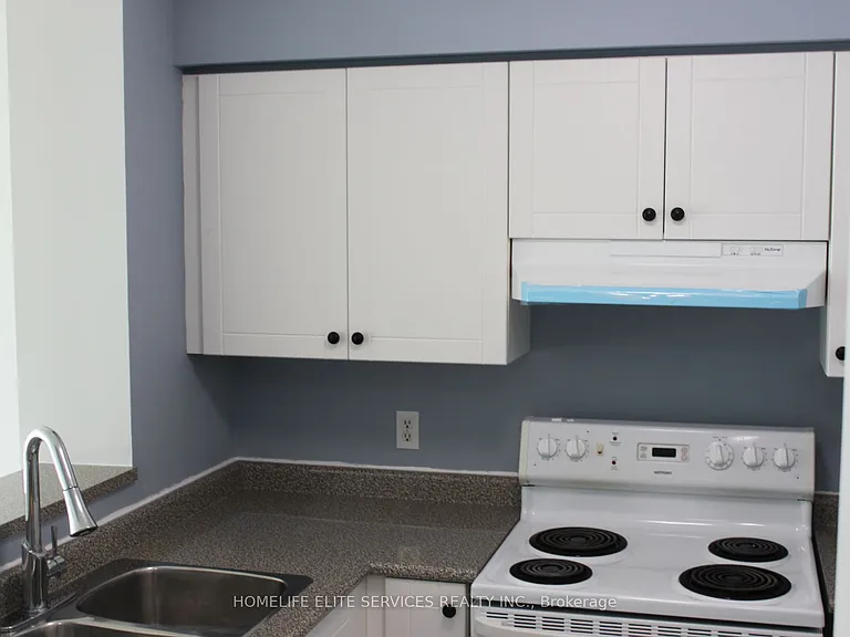 11 Lee Centre Dr #1615 — Photo 7