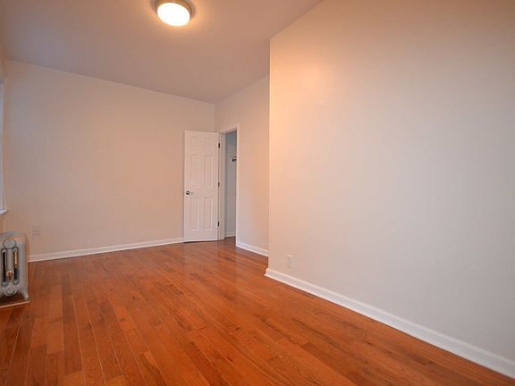 5th image of 4019 79th St APT 4A