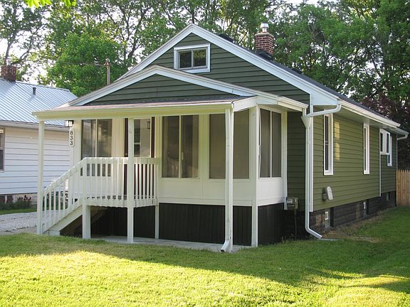 2nd image of 833 Banghart St