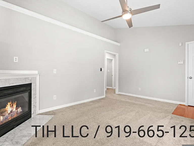 3912 Cold Harbour Dr — Photo 6