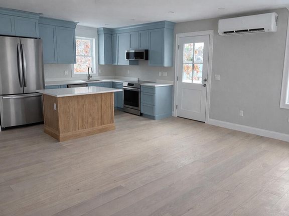 4th image of 46 Holt Road #A