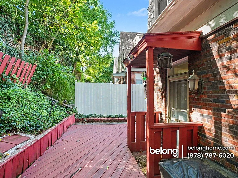 1662 McFarland Rd — Photo 2