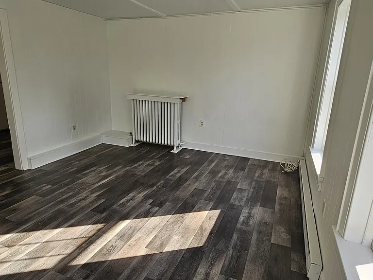 27 Beaver Rd #2 — Photo 3