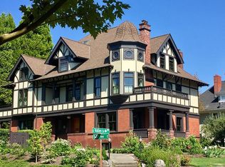 806 14th Ave E, Seattle, WA 98112