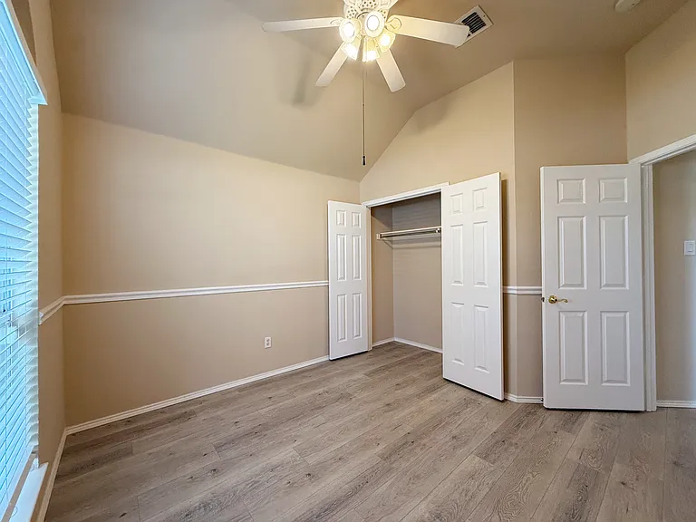 6000 Arlington Dr — Photo 31
