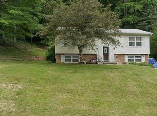 494 Oakland Dr, Princeton, WV 24739