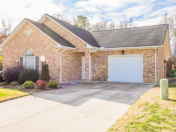 3rd image of 501 Cobblestone Dr